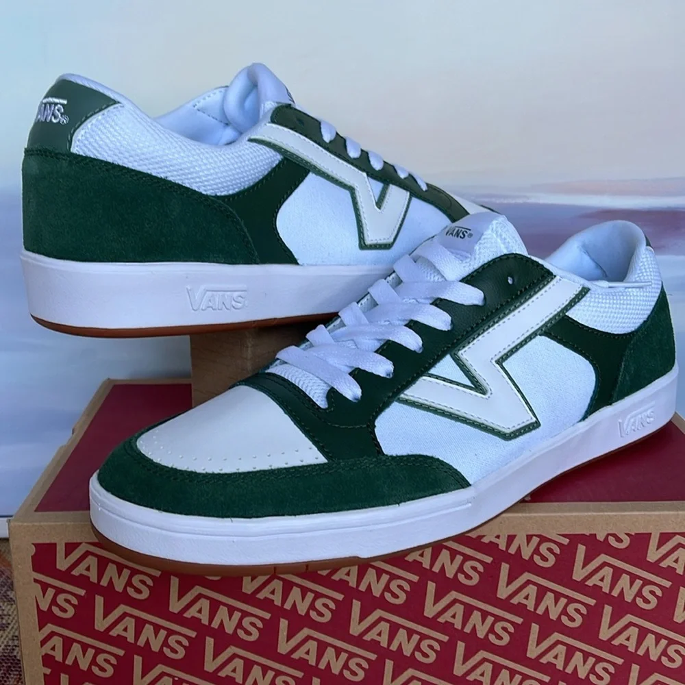 Vans Men’s Lowland Cc
New Varsity Green/White
VN0A7TNLY9H
Sneakers - Picture 8 of 16